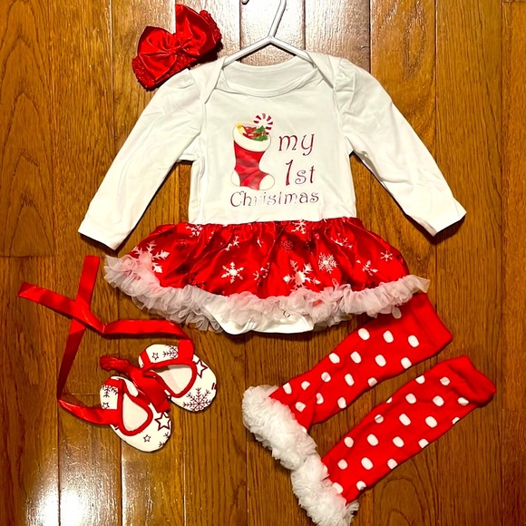 NWOT 4-piece baby 1st Christmas set size 0-6 months - Picture 1 of 5